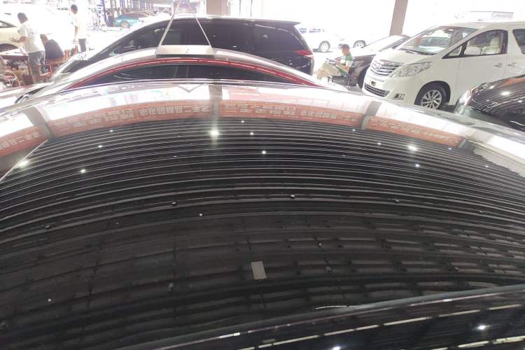 Used Tesla Model Y 2021 Long-Range All-Wheel-Drive Version
