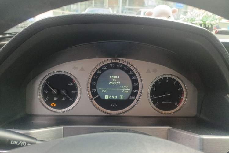 Used Mercedes-Benz GLK-Class 2011 GLK 300 4MATIC Fashion Model