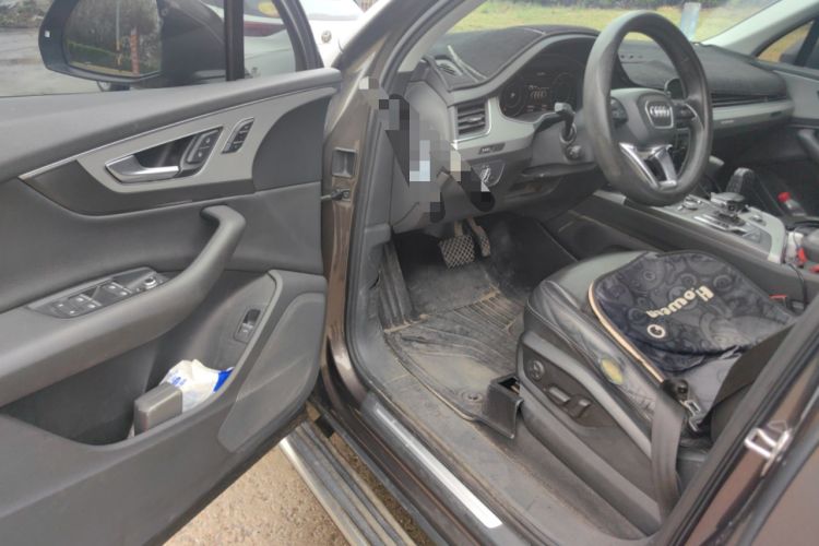 Used Audi Q7 2016 45 TFSI Technology Edition Driver Seat