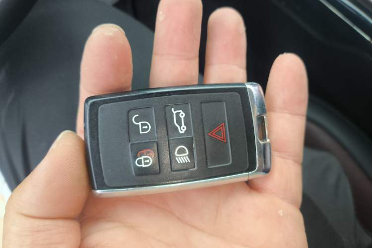 Used Land Rover Range Evoque 2022 Facelifted Aurora L 249 PS R-Dynamic Luxury Edition
