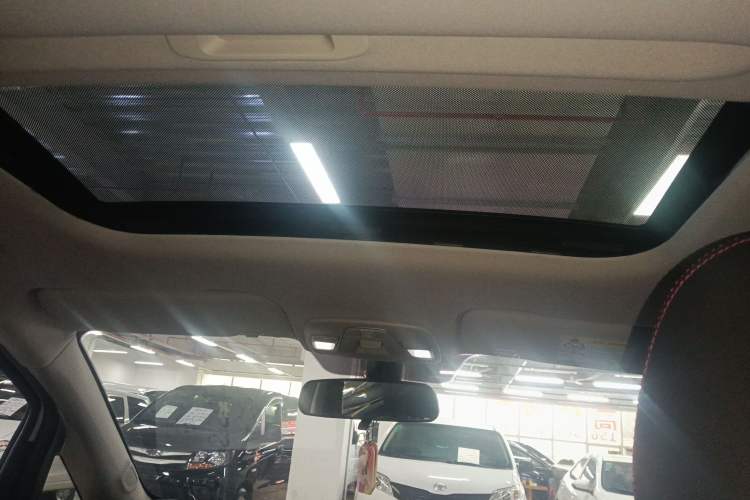 Used Geely Auto Vision X3 2021 PRO 1.5L CVT Deluxe Model Headliner