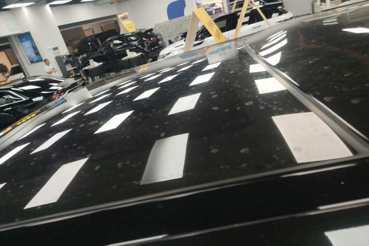 Used Land Rover Discovery 2021 360 PS R-Dynamic SE