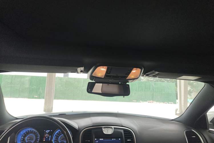 Used Chrysler 300C 2014 3.0L Excellence Edition
