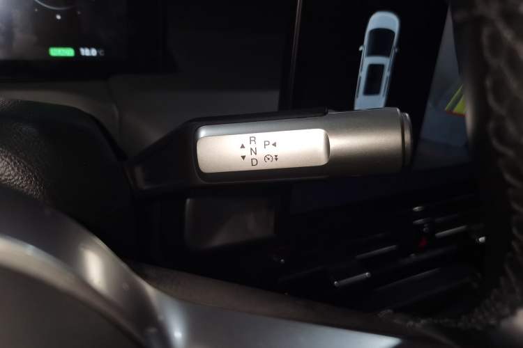 Used AION Y 2022 Plus 80 Enjoy Edition