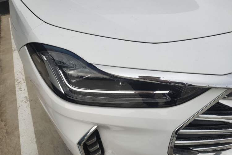 Used JETOUR X70 2023 Zhuge 2.0T DCT Wolong 7-Seater Right Front Headlight