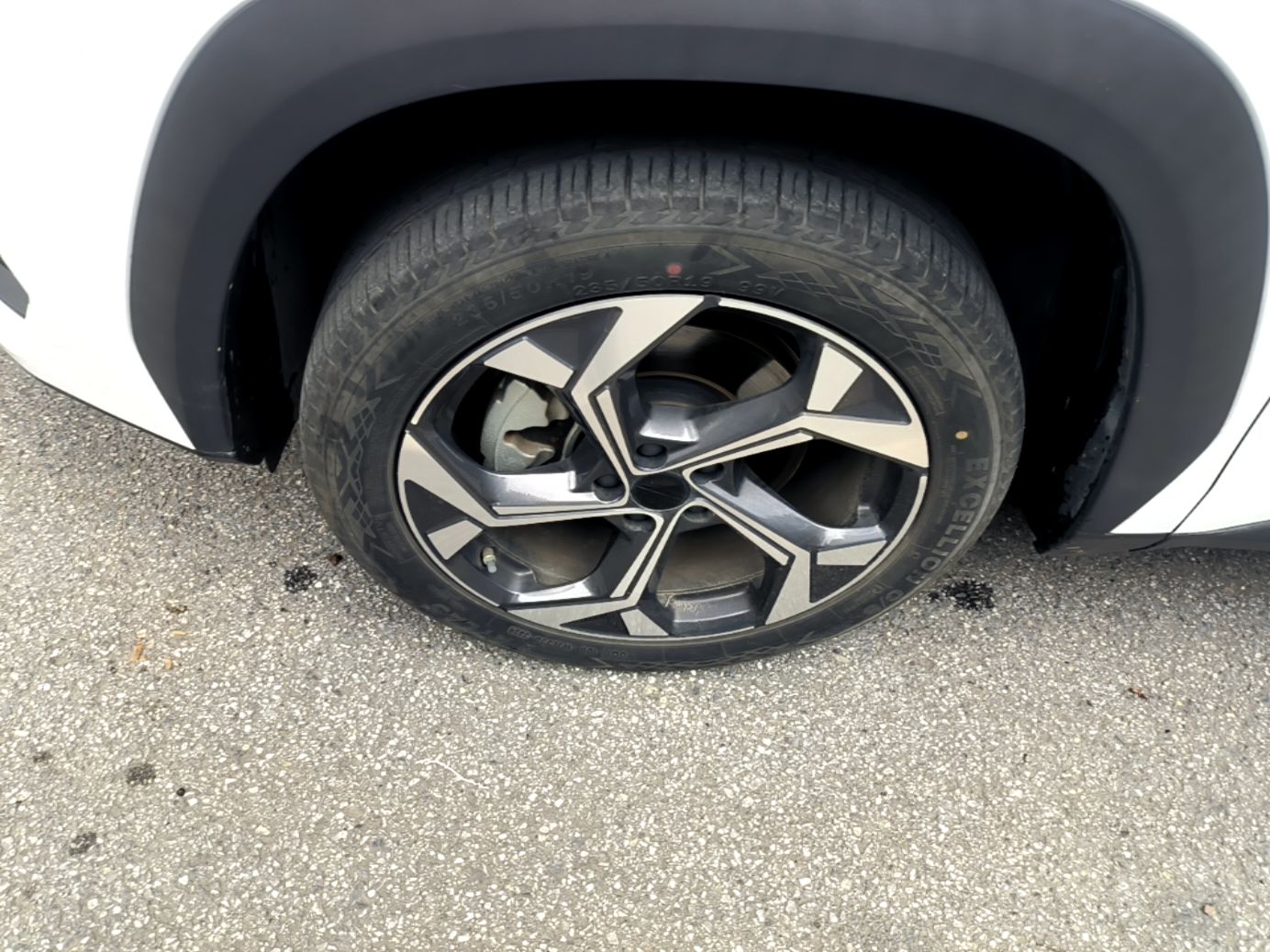 Geely Auto FX11 2024 1.5TD DCT Prestige Edition — снимка 10