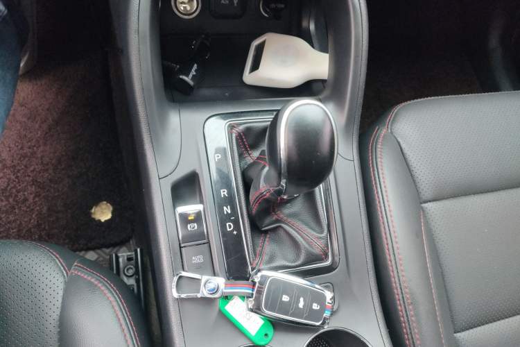 Used Changan CS75 2016 1.8T Automatic Elite Model China V Standard