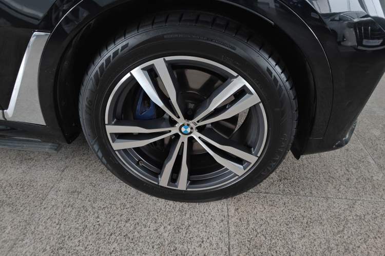 Used BMW X7 2019 xDrive40i Luxury M Sport Package