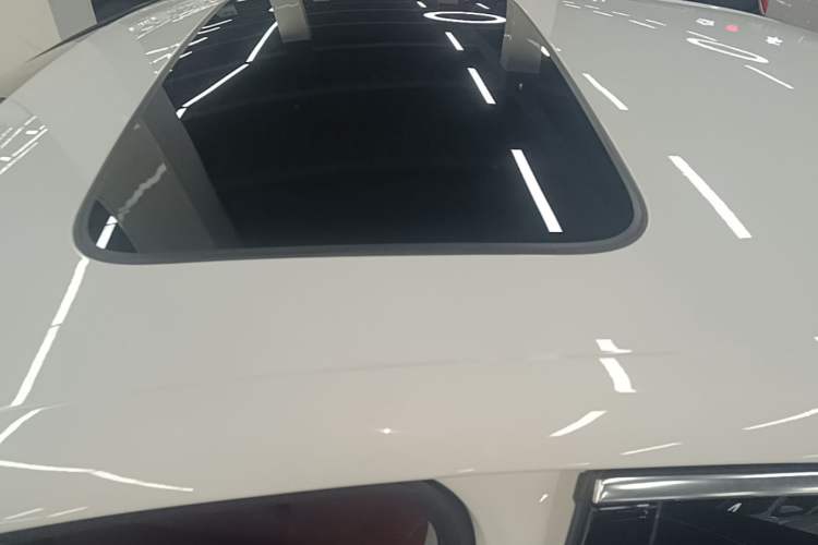 Used Audi A4L 2018 30th Anniversary Edition 30 TFSI Ambition Model Roof