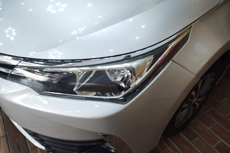 Used Toyota Corolla 2017 Revised Version 1.2T S-CVT GL-i Left Front Headlight