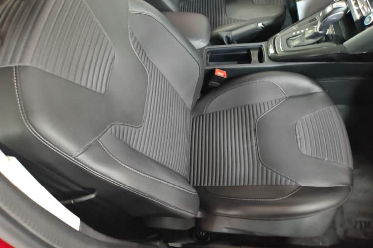 Used Ford Focus 2017 Hatchback 1.6L Automatic Fashion Edition Smart Drive Version Right Front Seat