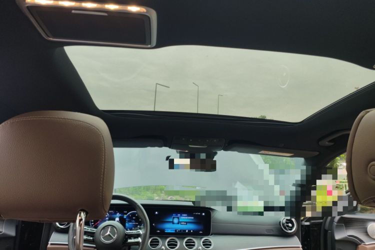 Used Mercedes-Benz E-Class 2023 E 300 L Sport Luxury Edition Headliner