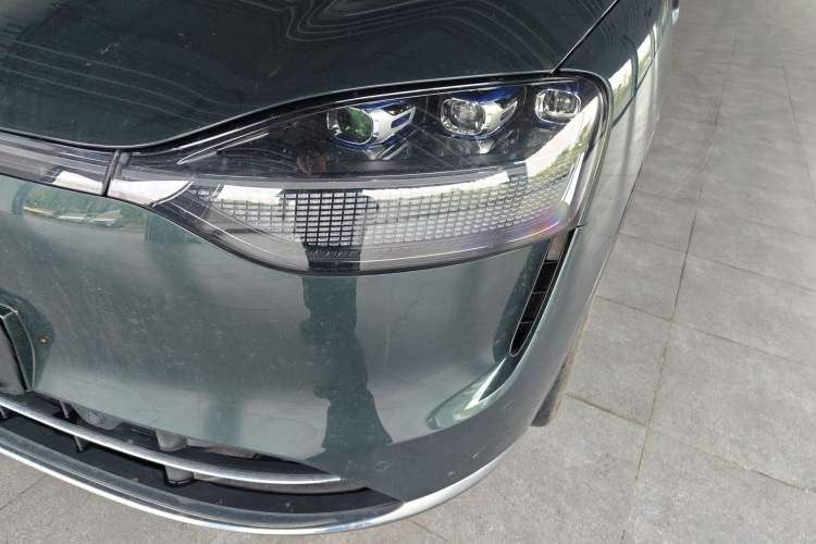 Used Hima AITO M9 2024 Range-Extended Max Edition 52 kWh 6-Seater Version Left Front Headlight