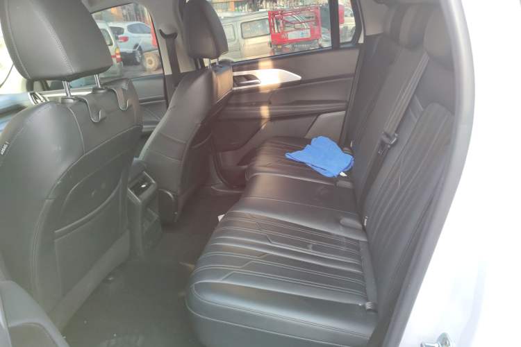 Used Haval H5 2023 2.0T Automatic All-Wheel Drive LinkedIn Gasoline
