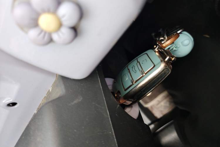 Used Chery QQ QQ Ice Cream 2022 170km Sundae Phosphate Lithium-Ion