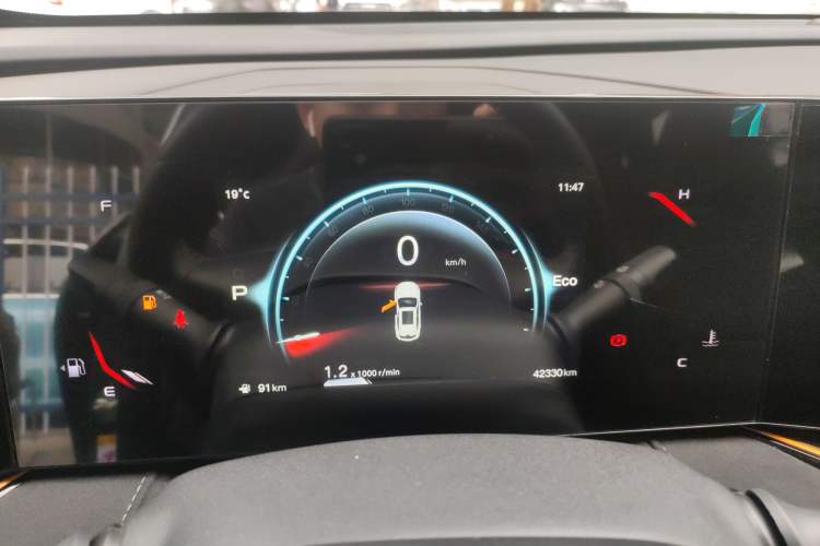 Used CHANGAN OSHAN X5 PLUS 2023 Revised 1.5T DCT Pioneer Edition Instrument Cluster