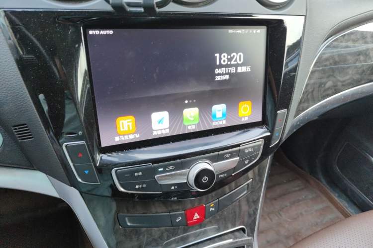 Used BYD Tang New Energy 2017 2.0T All-Wheel Drive Hyatt Model
