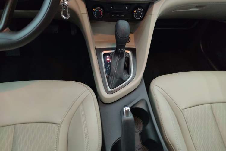 Used Buick GT 2016 15N Automatic Elite Edition Gear Lever