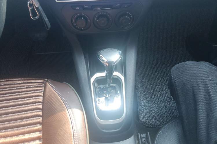 Used Peugeot 301 2016 1.6L Automatic Comfort Edition