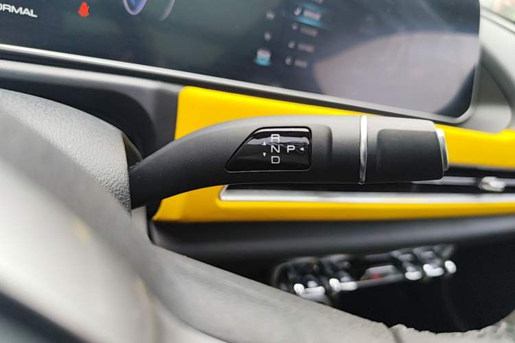 Used ORA Good Cat GT 2023 Mulan Edition 401 km Premium Version
