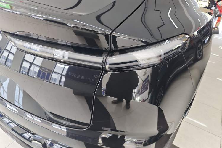 Used ONVO L60 2024 60 kWh All-Wheel Drive
