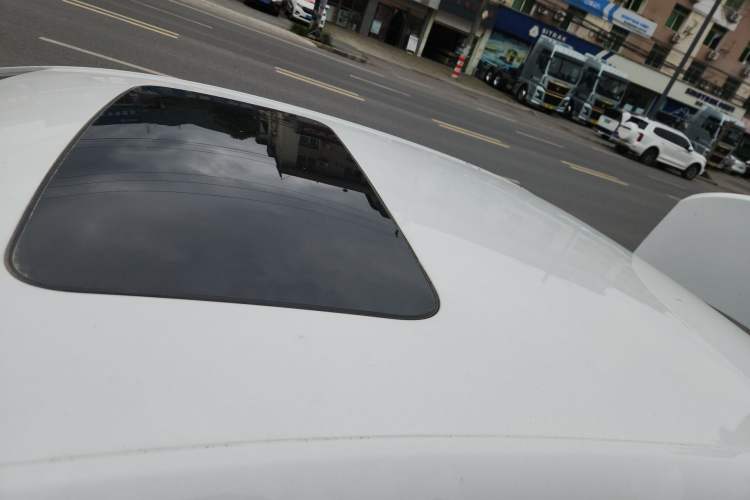 Used Buick GT 2021 1.3T Automatic Mild Hybrid Elite Version Roof