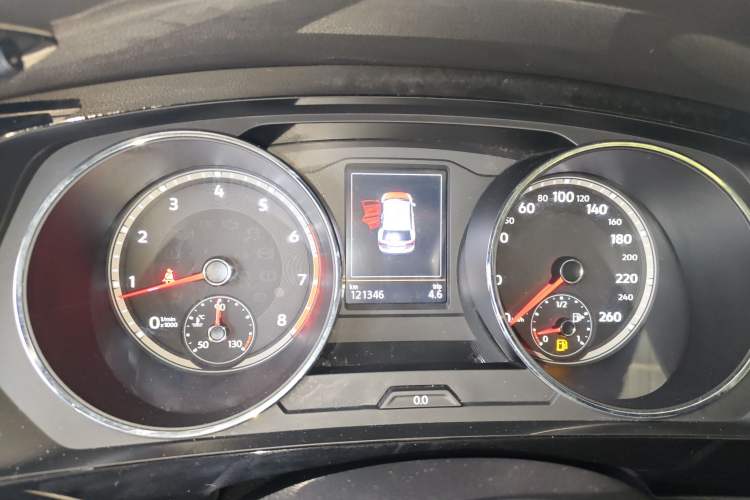 Used Volkswagen Tiguan L 2019 330TSI Automatic Two-Wheel Drive Smart Luxury Version China VI Standard
