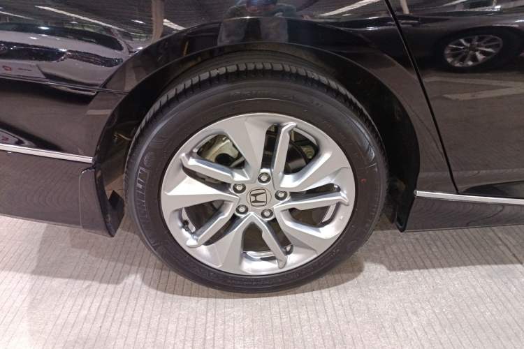 Used Honda Accord 2018 260TURBO Luxury Edition China VI Right Rear Wheel Hub