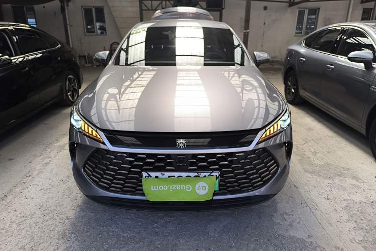 Used BYD Qin PLUS 2025 DM-i Smart Drive 55KM Leading Model Front