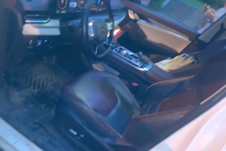 Used SOL QX 2021 300T DCT Deluxe Smart Connectivity Version
