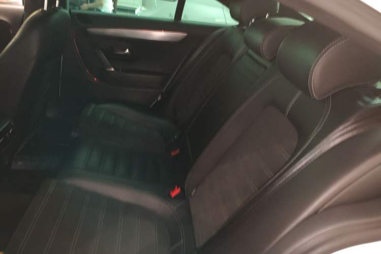 Used Volkswagen FAW-Volkswagen CC 2013 2.0 TSI Luxury Model
