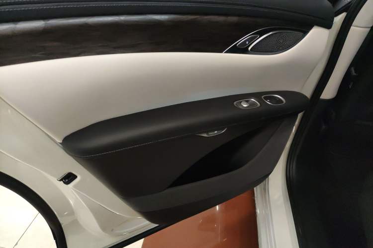 Used IM LS7 2024 90 kWh Max Elite Rear-Drive Version