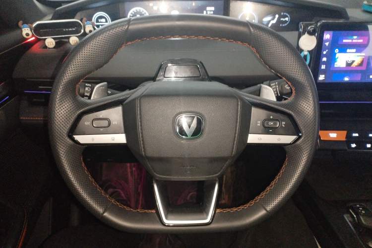 Used CHANGAN UNI-V 2022 1.5T Prestige Version Steering Wheel