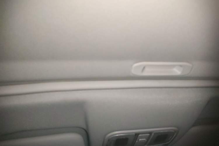 Used Dongfeng Fengon 580 2022 1.5T Automatic Luxury Version Headliner