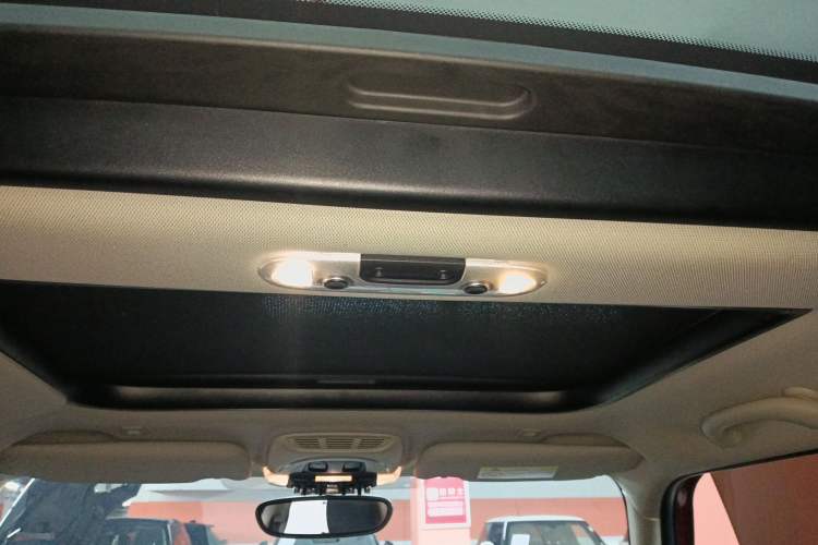 Used MINI MINI 2019 1.5T COOPER Artist Five-Door Edition
