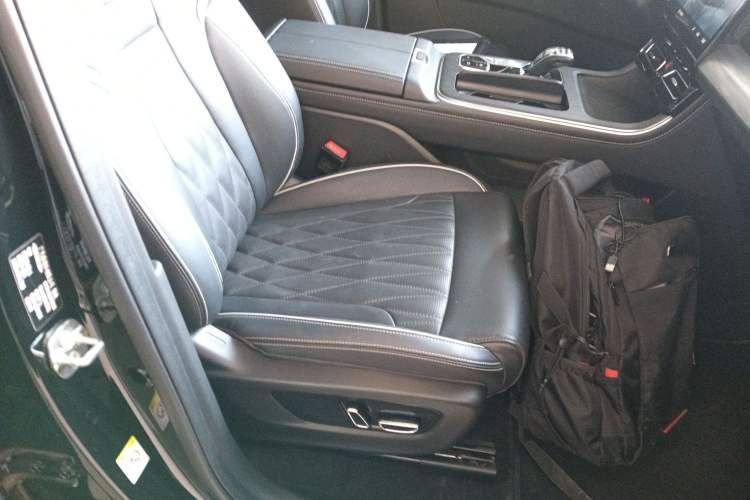 Used GAC Trumpchi GS8 2022 Flagship Series 2.0 TGDI Four-Wheel Drive Luxury Smart Connectivity Version (7 Seats)