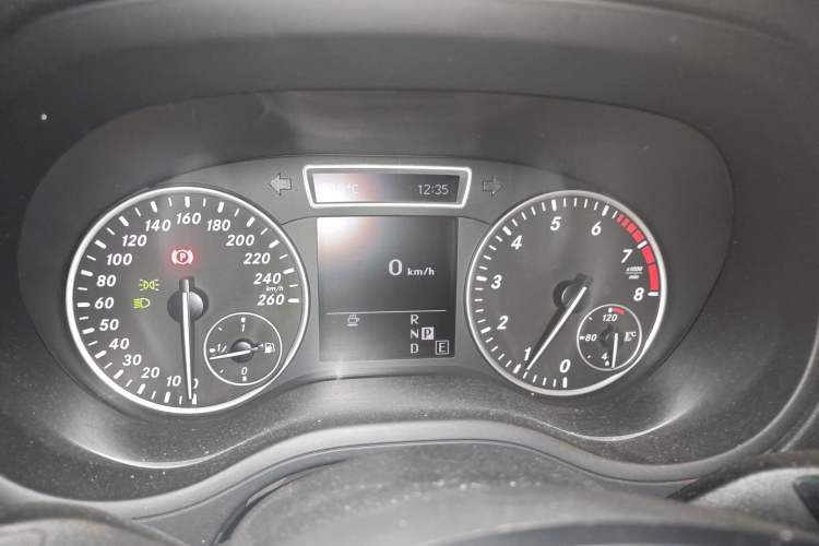 Used Mercedes-Benz B-Class 2012 B 200 Instrument Cluster