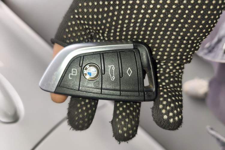 Used BMW i3 2023 eDrive 40 L Midnight Sports Package