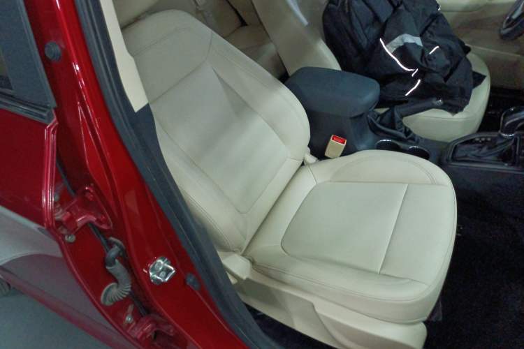 Used CHANGAN Eado 2016 1.6L Automatic Trend Model
