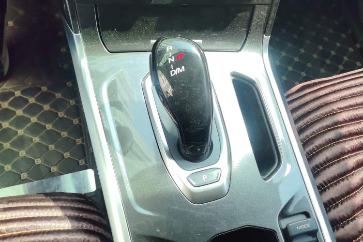 Used Haval H4 2019 1.5 GDIT DCT Elite Smart Connectivity Version China VI Gear Lever