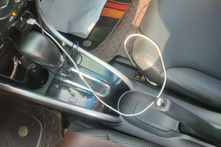 Used Honda Crider 2013 1.8L automatic luxury edition