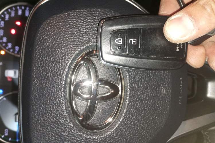 Used Toyota Wildlander 2021 Dual-Engine 2.5L E-CVT Two-Wheel Drive Luxury Edition