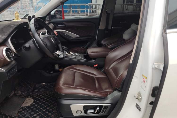 Used Wey VV6 2020 2.0T Two-Wheel Drive Smart Enjoyment+