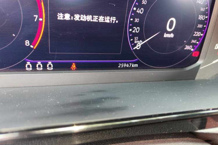 Used Volkswagen FAW-Volkswagen CC 2023 380TSI Striking Edition Odometer Close Up