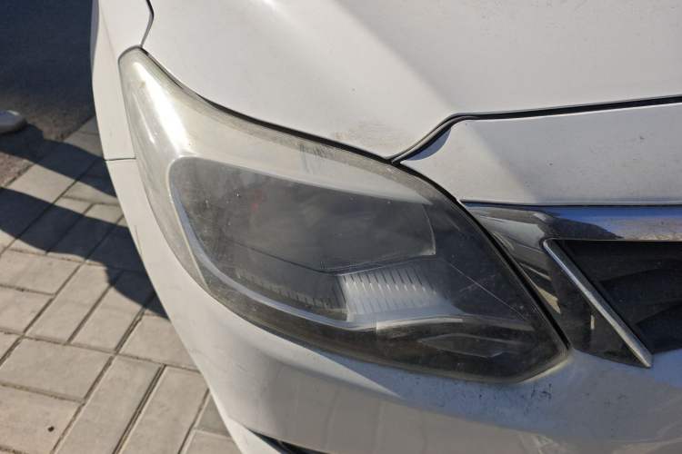 Used Changan Alsvin V3 2015 1.4L Manual Meiruan Model China V Standard
