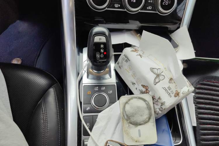 Used Land Rover Range Sport 2014 3.0 SC V6 HSE Gear Lever