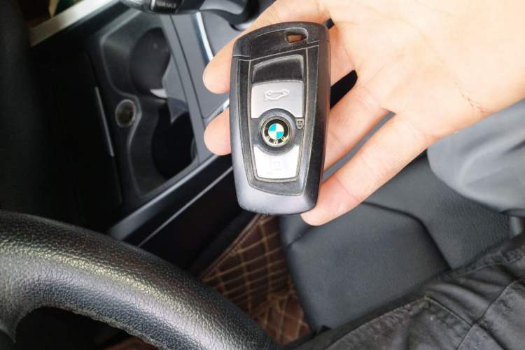 Used BMW 2 Series 2015 220i Convertible Coupe Leading Model
