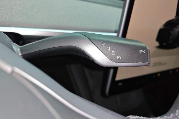 Used Tesla Model Y 2024 Rear-Wheel-Drive Version