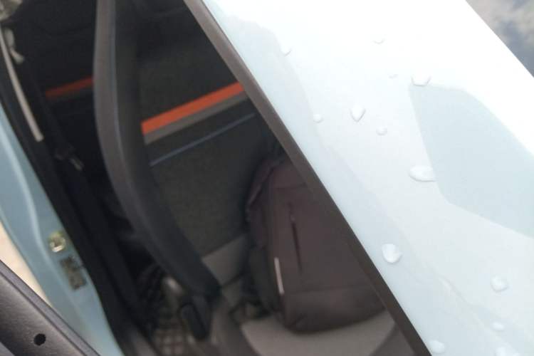 Used Wuling Hongguang MINIEV 2020 Easy Version Lithium-Ion Battery Right Front Seat