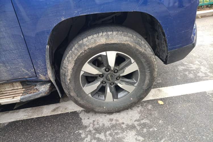 Used CHANGAN KAICHENG F70 2021 2.4T Gasoline Automatic 2WD Sporty Trim Standard Wheelbase 4K22D4T Right Front Wheel Hub